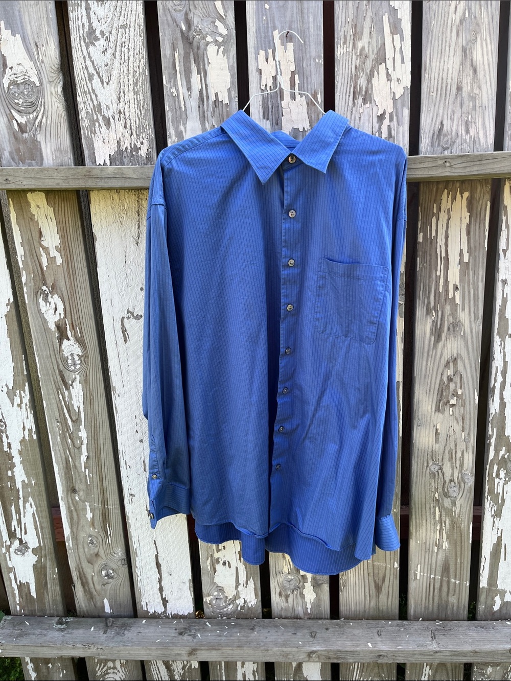 Van Heusen Blue Long-Sleeve Button-Up Dress Shirt